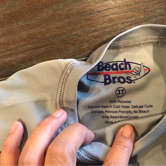 Two 3T Toddler Rash guards - Picture 3 of 3